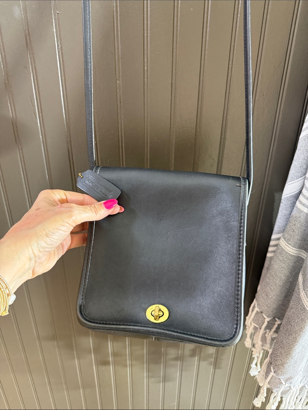 Vintage coach number 9620 black side bag